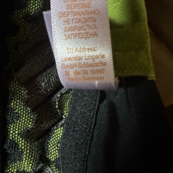 Savage X FENTY Sorry Not Sorry lace  balconette bra Green Size 36DDD / 36F - Picture 14 of 15